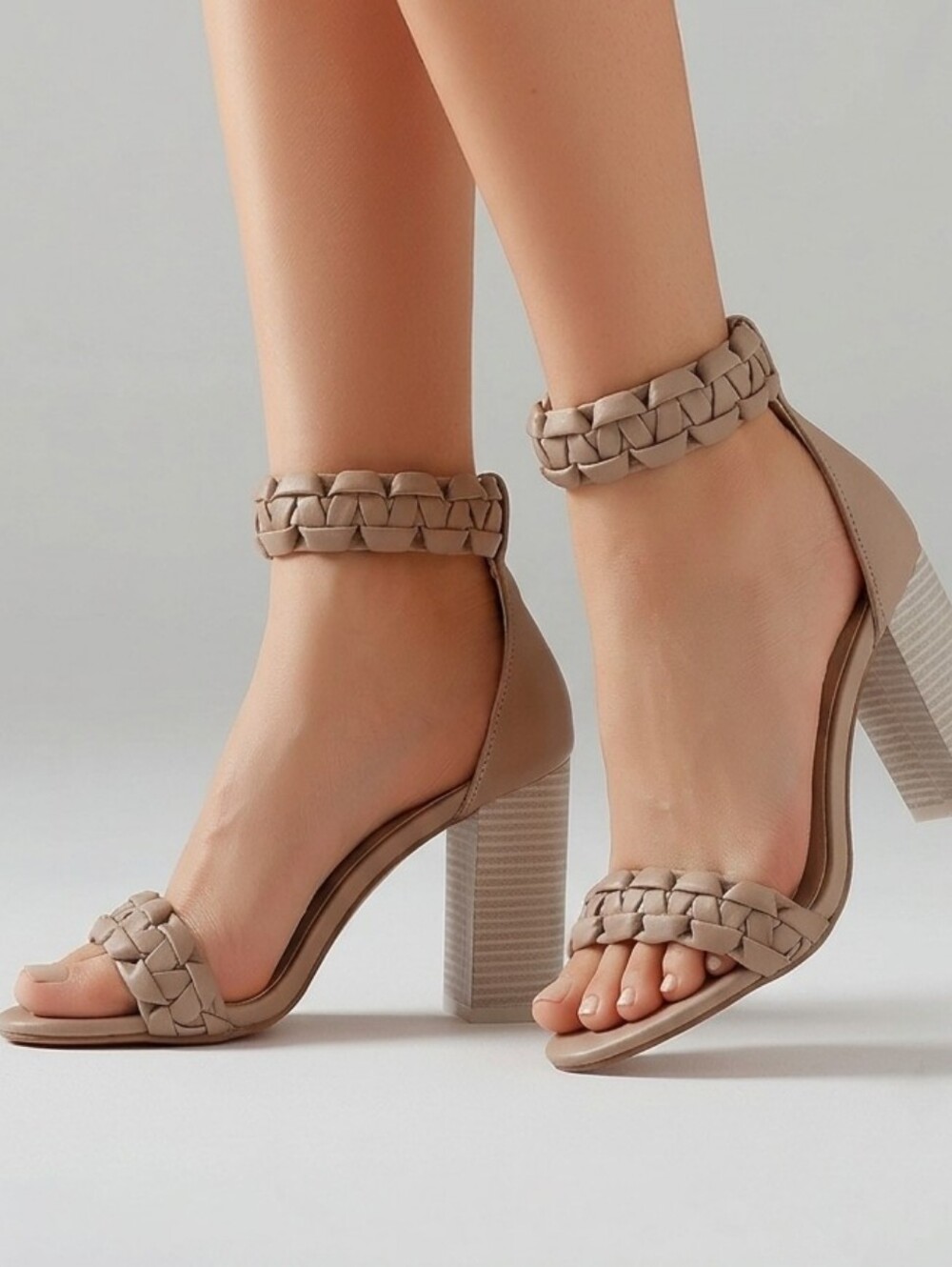 NIB | OASIS SOCIETY | 7.5 | Braided Block Heel Sandals Nude